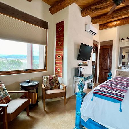 The Grand Hacienda Inn With Breakfast Abiquiu Zewnętrze zdjęcie