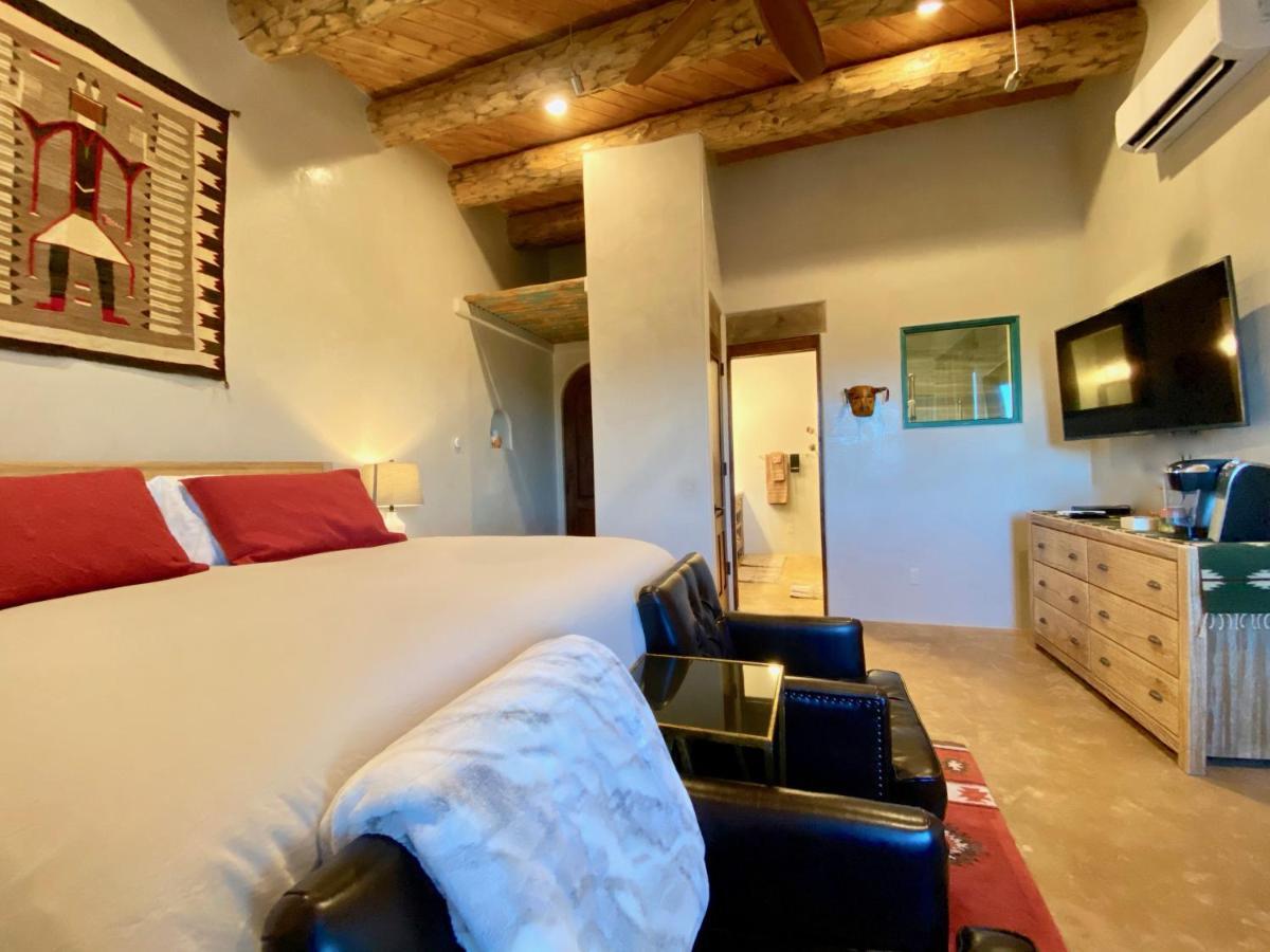 The Grand Hacienda Inn With Breakfast Abiquiu Zewnętrze zdjęcie