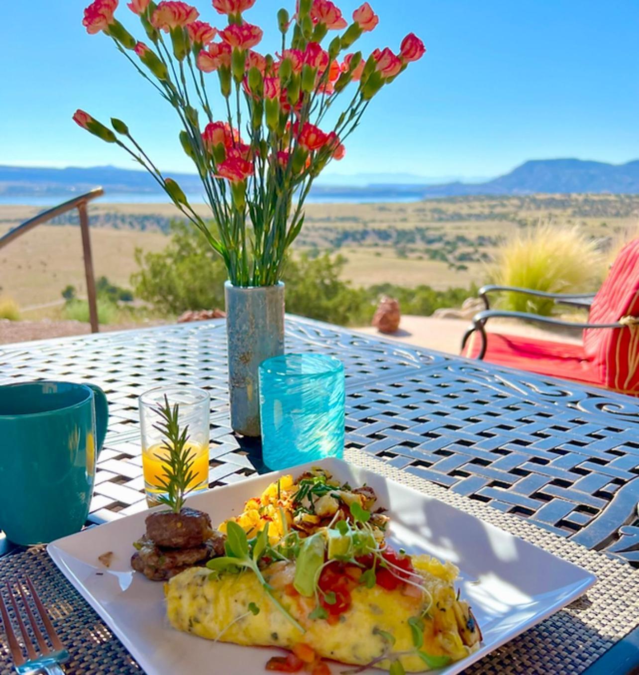 The Grand Hacienda Inn With Breakfast Abiquiu Zewnętrze zdjęcie